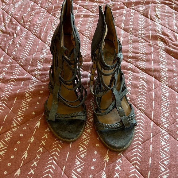 Strappy Brown/Grey Gladiator Sandals - Picture 1 of 5